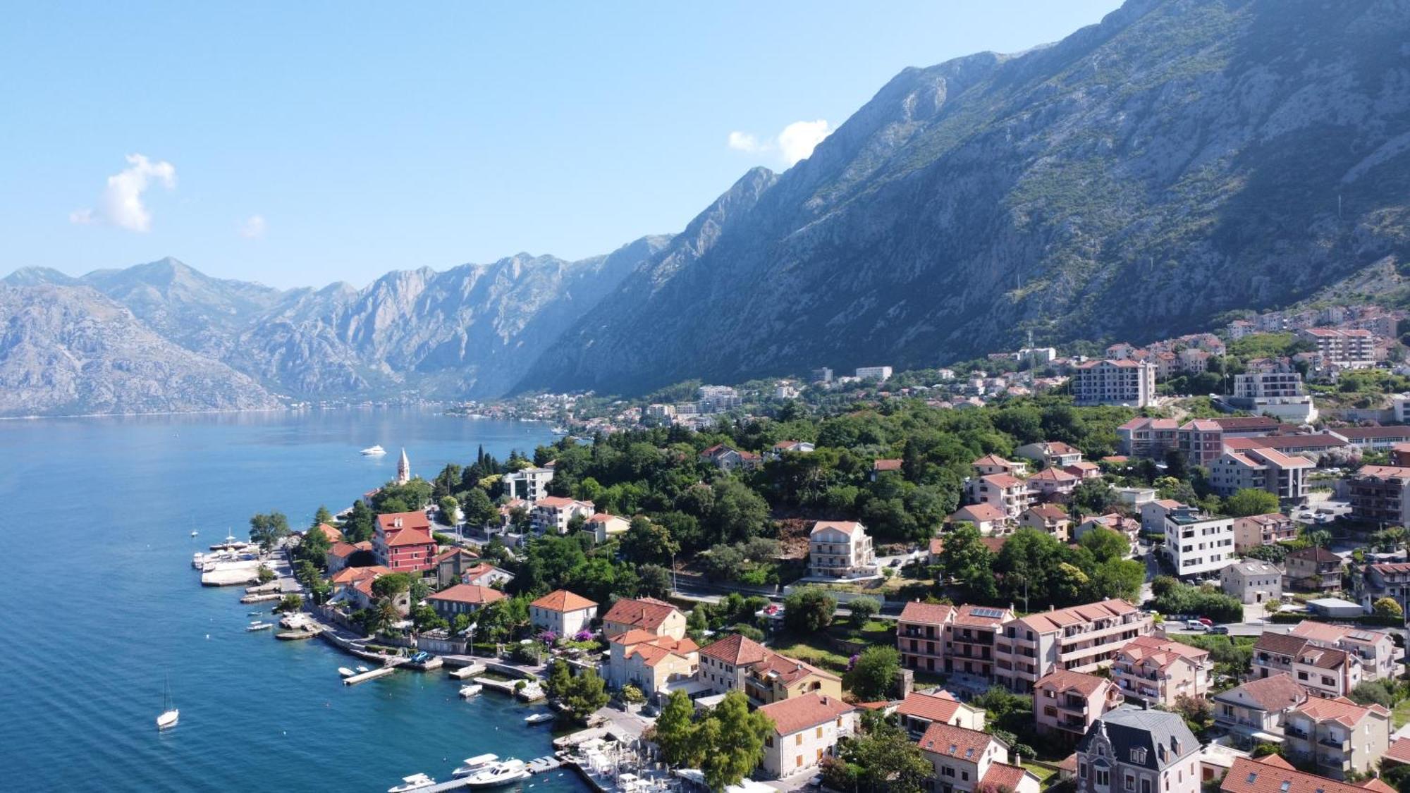 Rooms & Apartments Vukasovic Kotor Eksteriør billede